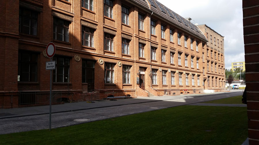 Dach und Fassade Stammhaus der Schering AG in Berlin